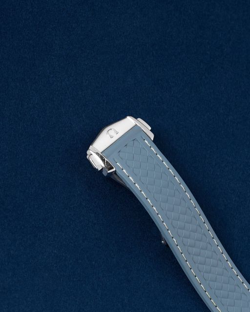 Omega Aqua Terra 150m Gents 220.12.41.21.03.005 Image 3